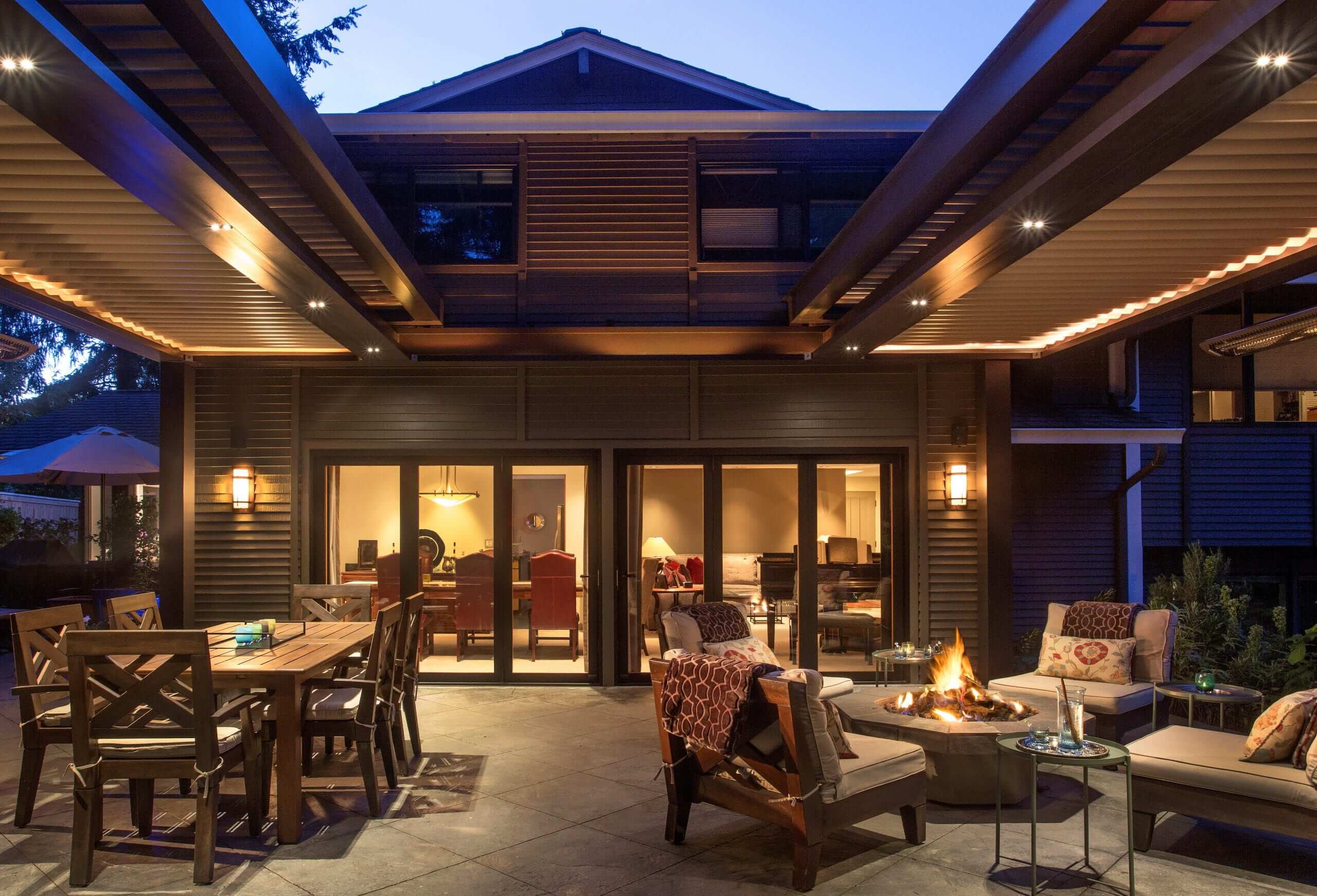 Pivot Slide Pergola with a retractable roof